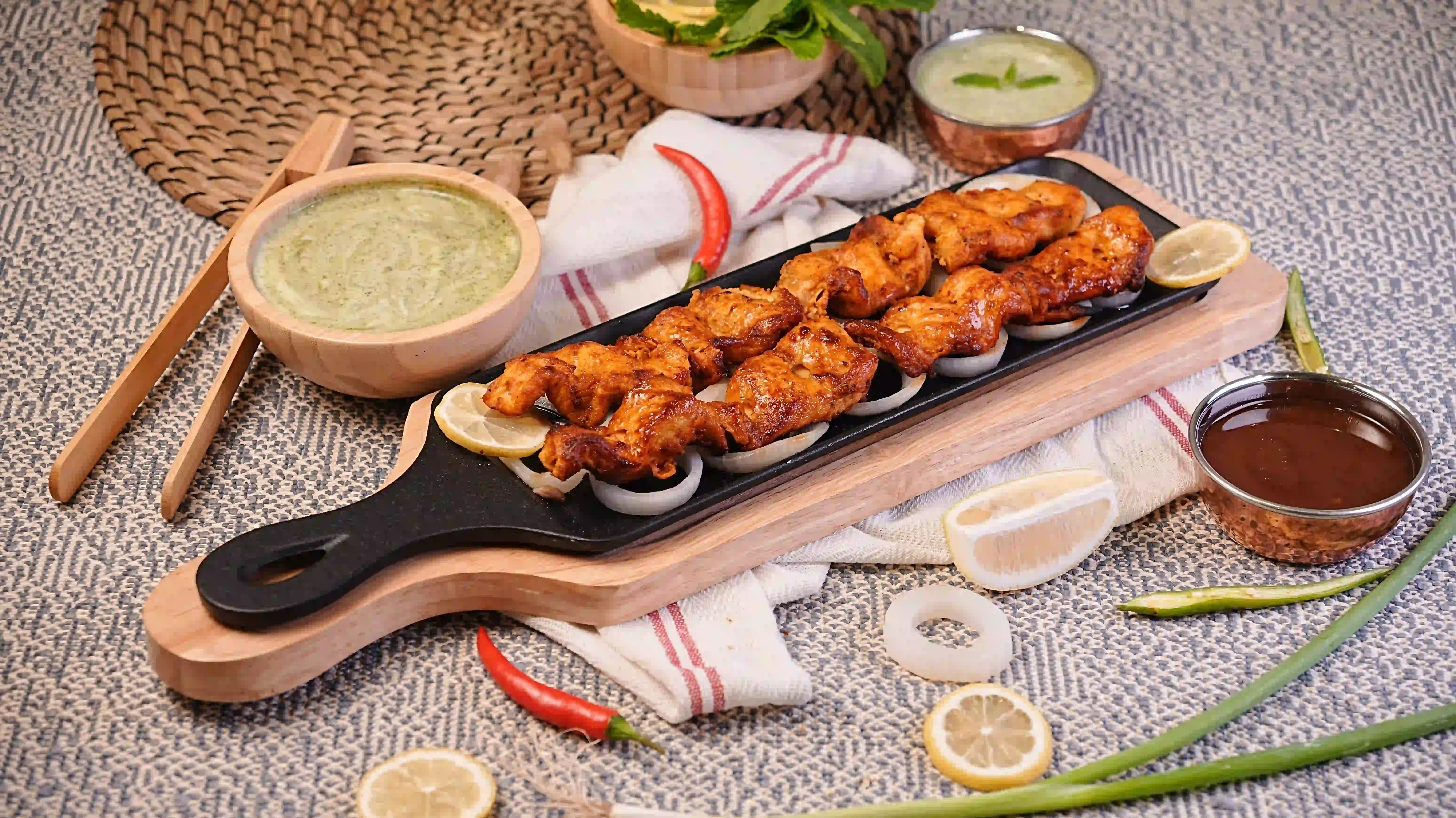 Friday Buffet Dinner in Sharjah: Book Ahead for the Busiest Night of the Week — Taier Al Monal, Abu Shaghara, Sharjah